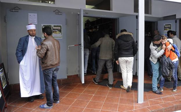 El Gobierno vasco impulsará la convivencia con la comunidad islámica para prevenir el yihadismo