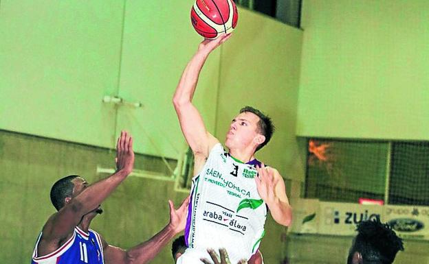 Wintering da la victoria al Araberri