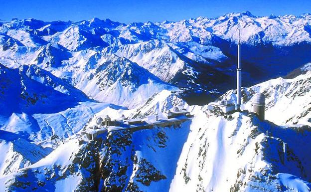 Muere un montañero vasco tras sufrir una caída de cien metros en el Pirineo francés