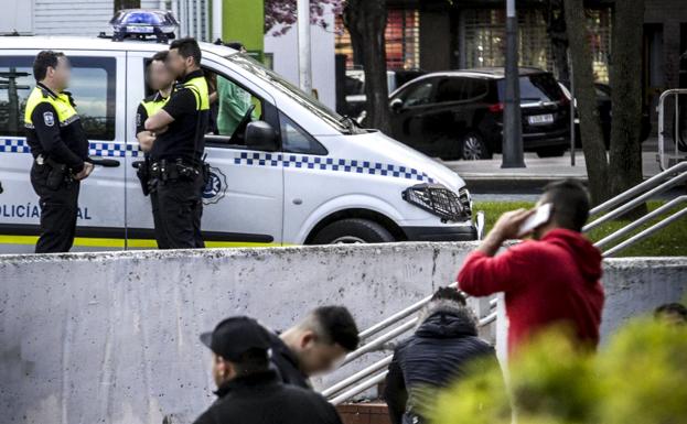 Investigan una pelea entre miembros de dos bandas juveniles en Vitoria