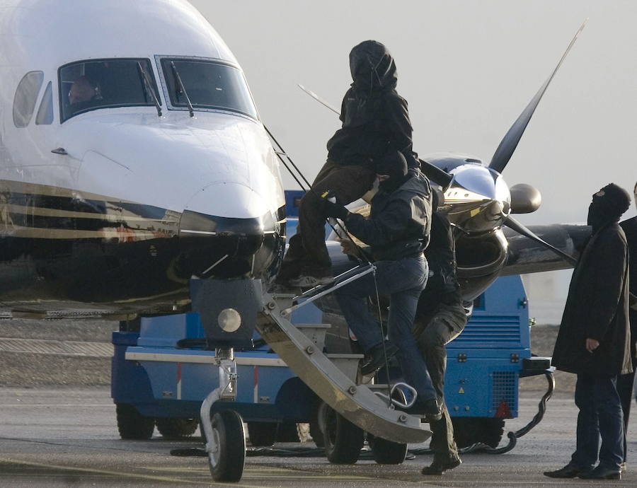 ETA se disolvió en el aeropuerto de Biarritz