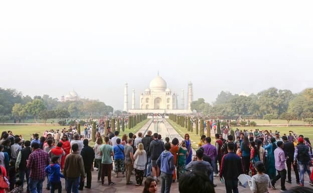 Las ciudades se protegen de los turistas