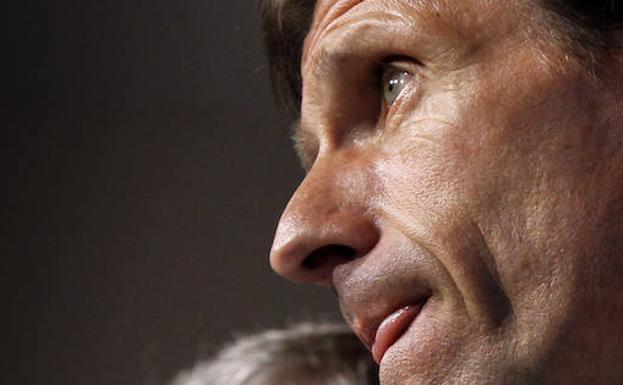 Ziganda pide que se respalde al próximo entrenador el día que le despide el Athletic