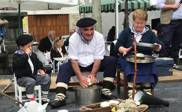 La feria de San Isidro reúne en Zeanuri al mejor ganado montesino