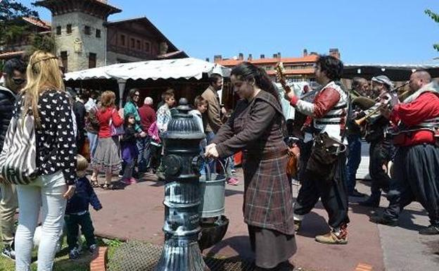 El parque Moreaga de Berango se convierte durante tres días en un poblado medieval