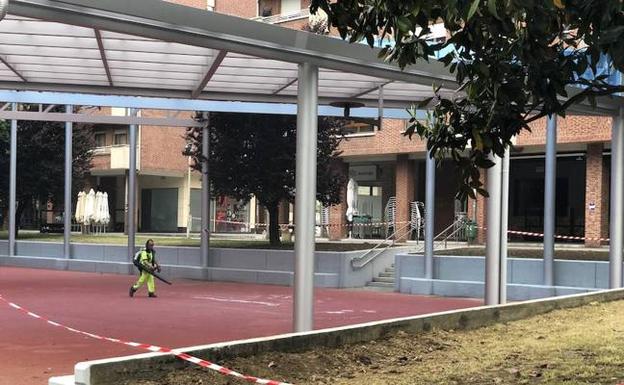 La instalación de los juegos del parque cubierto de Arrigorriaga se retrasa a agosto