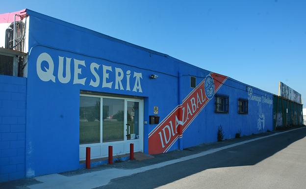 Retiran del mercado 123 quesos de una firma alavesa tras dos intoxicaciones leves