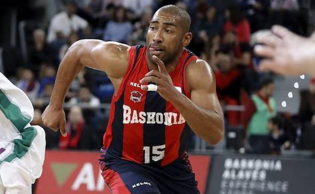 El Baskonia, con Granger incluido, viaja a Santiago para el último partido de fase regular