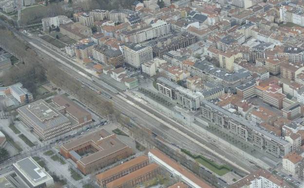 Cuatro carriles de tráfico soterrados entre la plaza de toros y La Senda