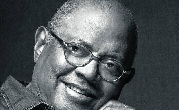 «Mis canciones ya no son panfletarias, pero sigo siendo revolucionario»