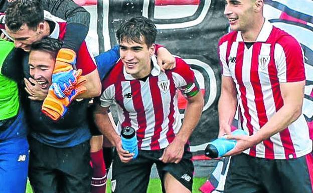 El Athletic no da por perdido a Undabarrena, capitán del filial que acaba contrato el 30 de junio