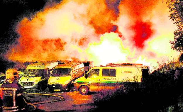 El detenido por quemar 35 ambulancias se quejaba de que sus cabras «no podían pastar»