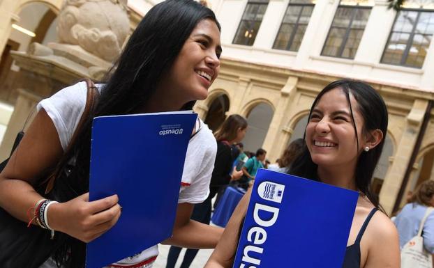 Deusto, cuarta universidad con mejor inserción laboral de España; la UPV, en el puesto 29