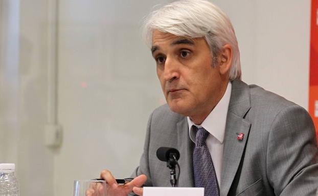 La Universidad de La Rioja concede la Medalla de Honor al jarrero José Arnáez Vadillo