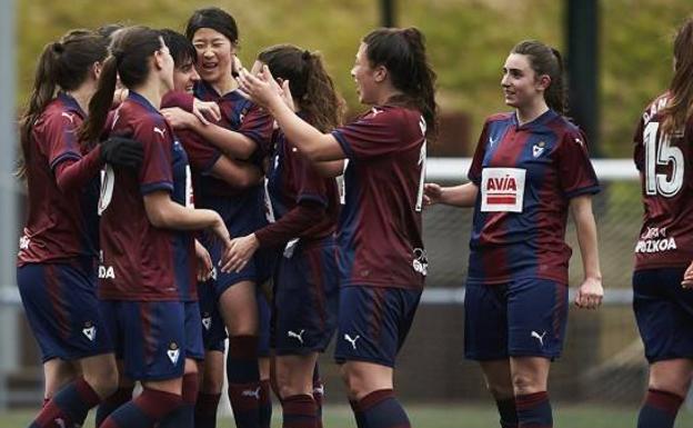 Valencia y Eibar se jugarán el título del Torneo de Getxo de fútbol femenino