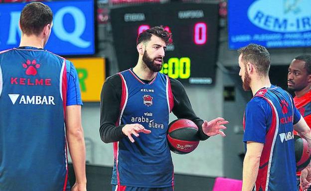 Malabarismos en la cuerda floja del Buesa