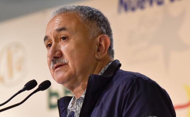 Pepe Álvarez defiende el papel de UGT en el acto de Cambo