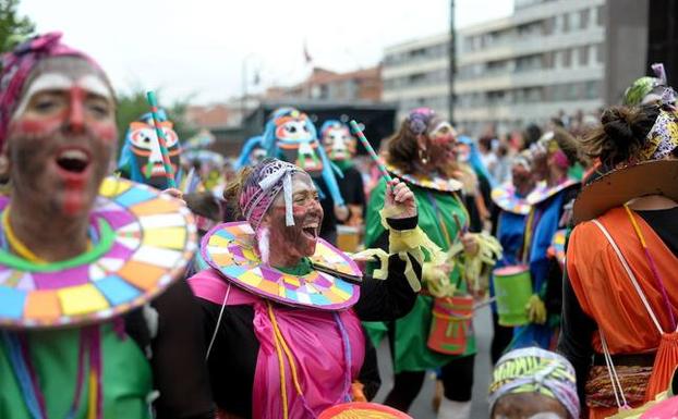 2.000 vecinos de Leioa abren hoy las fiestas con la bajada de cuadrillas