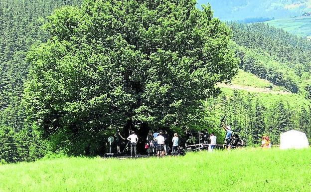 Amenábar rueda en Zeanuri una escena de su película sobre Unamuno