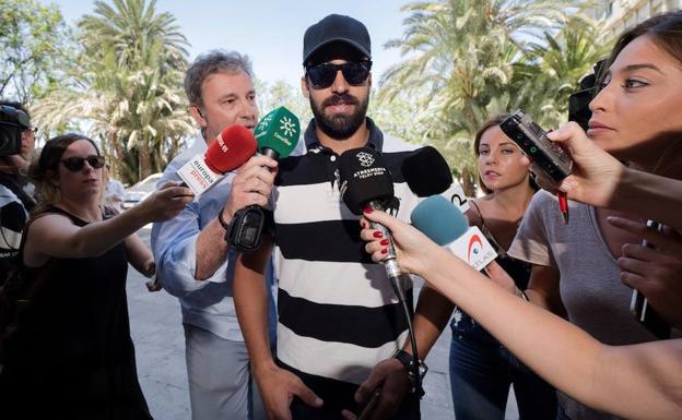 Interior quiere mejorar la comunicación policial con los tribunales tras la polémica del pasaporte de 'La Manada