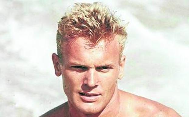 Muere Tab Hunter, la estrella que tardó en salir del armario
