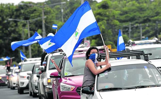 Asalto paramilitar a los Pueblos Blancos