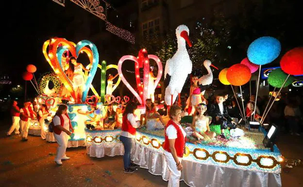 Las fiestas de Altamira y su desfile se agrandan