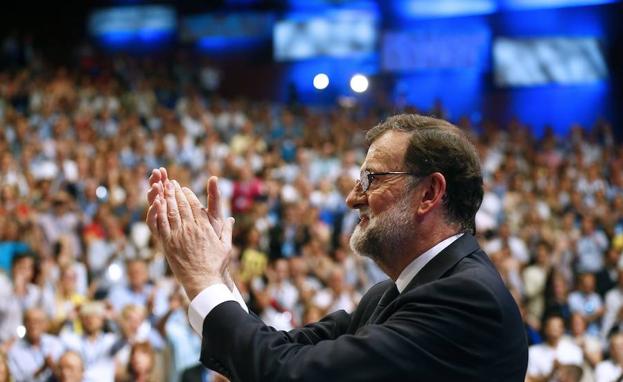 Rajoy se marcha sin señalar a su favorito