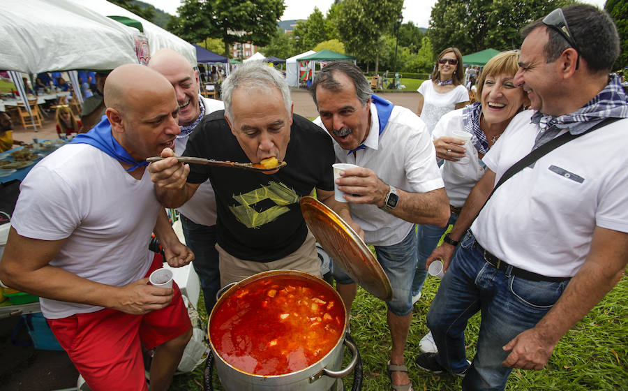 Más de 4.300 personas inundan Amorebieta de sabor marinero