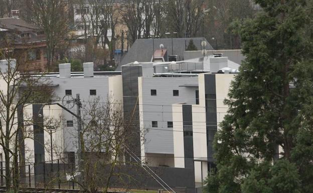 el placer de tundir una almohada