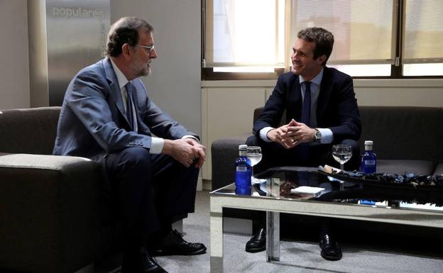 Casado se cita el miércoles con Santamaría para intentar pactar la nueva dirección del PP