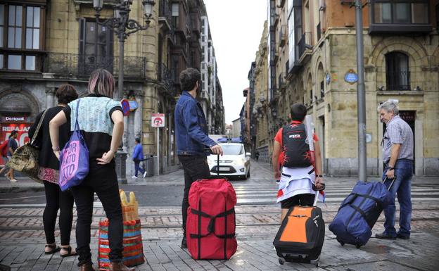 El Gobierno vasco reconoce que sigue habiendo una «bolsa clandestina» de pisos turísticos