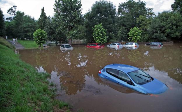Los afectados por la inundación del sábado en Santillana del Mar pueden tramitar sus reclamaciones en el ayuntamiento