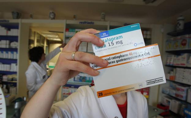 El Gobierno vasco devuelve 32 euros por copago a casi 67.800 pensionistas y parados