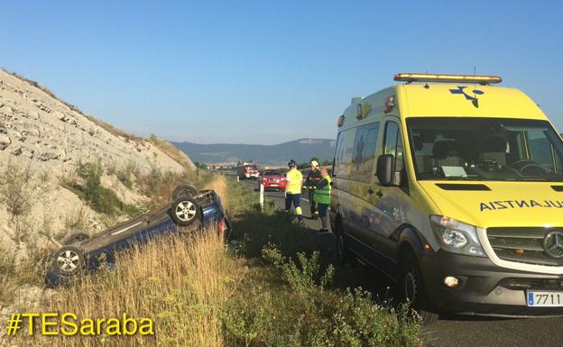 Seis heridos en una colisión múltiple en la A-1 en Vitoria
