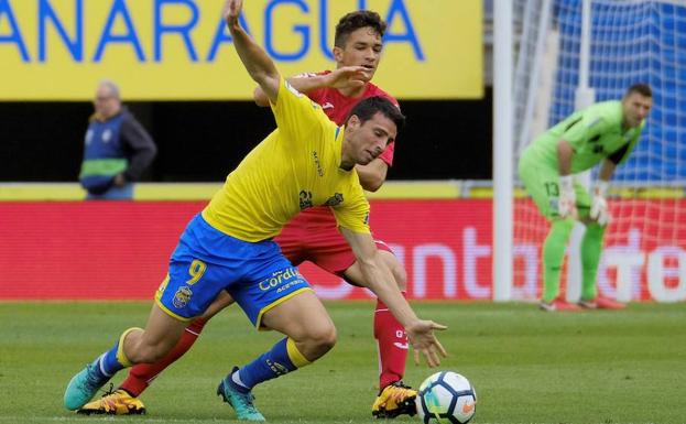 El Alavés retoma la opción de Calleri