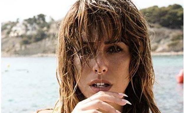 Marta Sánchez, de uñas con Blanca Suárez