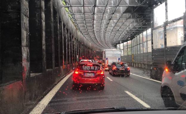 «Hemos vuelto a nacer», dice un español, testigo del derrumbe de Génova