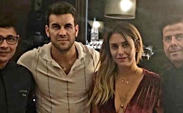 Escapada en pareja de Mario Casas y Blanca Suárez
