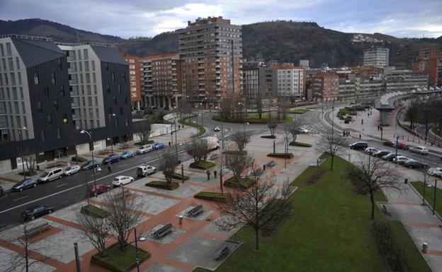 Dos detenidos por dar una «brutal» paliza a un joven en el entorno de la plaza Amezola