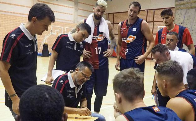 El Baskonia empieza a apuntar maneras