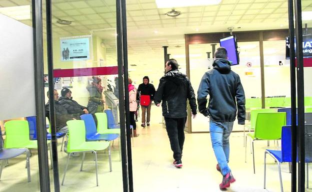 Nervión-Ibaizabal soporta la subida del desempleo gracias a la bajada de julio