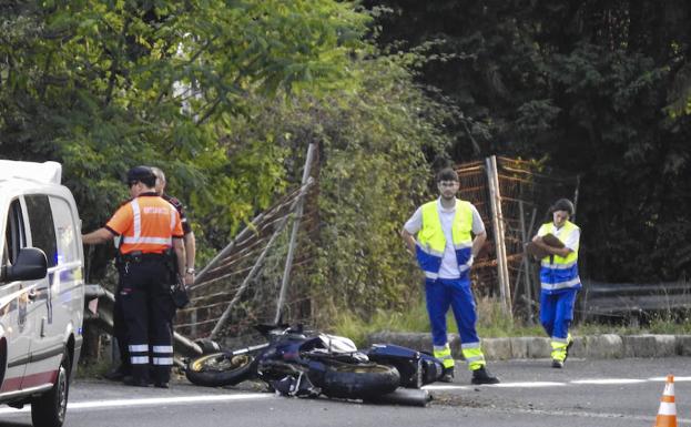 Fallece un cuarto motorista accidentado este verano en las carreteras vizcaínas