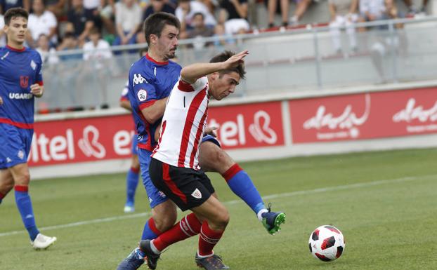 Jon Aurtenetxe, un goleador inesperado en Lezama