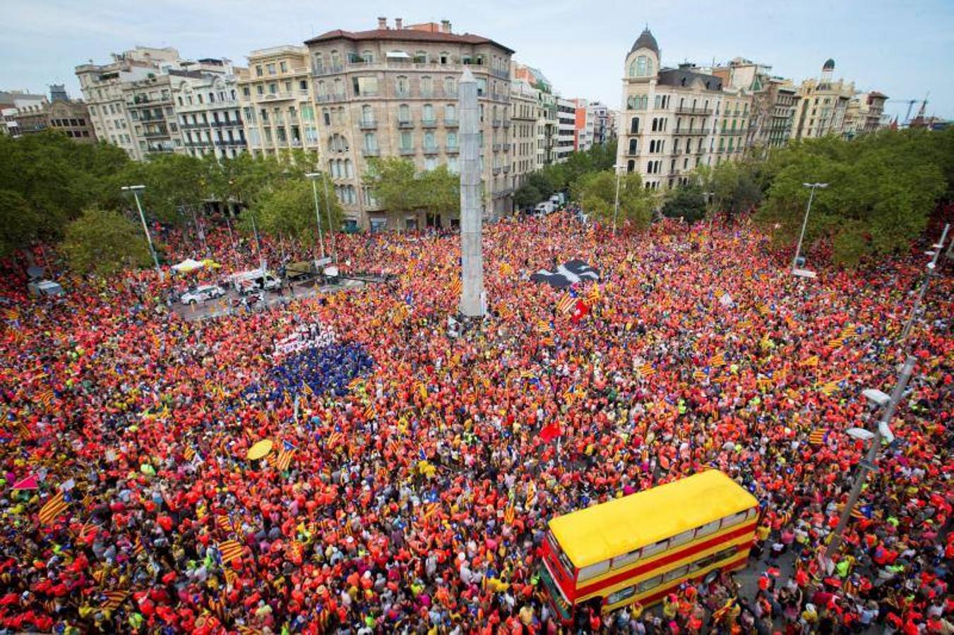 El independentismo vuelve a tomar las calles de Cataluña con motivo de la Diada