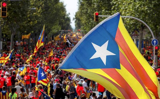 El independentismo catalán saca músculo y mete máxima presión al juicio del 'procés'