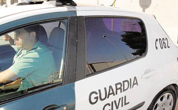 Detenidos tres chicos de un centro de menores de Valencia por abusos a dos niñas en unos columpios