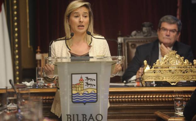 La oposición acusa al alcalde de «no estar a la altura» y tener una «actitud revanchista»