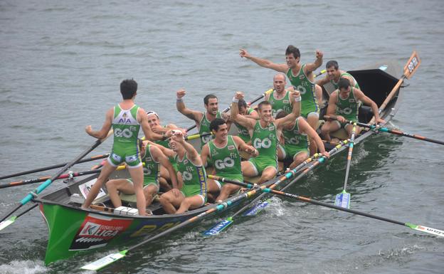 Hondarribia gana la última regata en Portugalete en la coronación de Urdaibai
