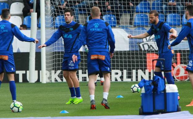 Quinta alineación albiazul diferente en seis jornadas de competición